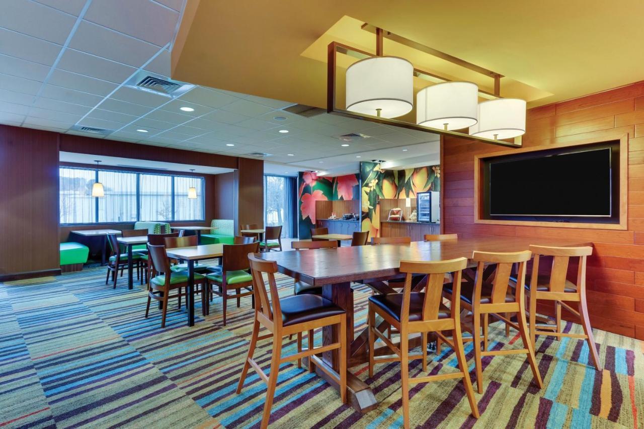 Fairfield Inn & Suites By Marriott Dunn I-95 Exterior photo
